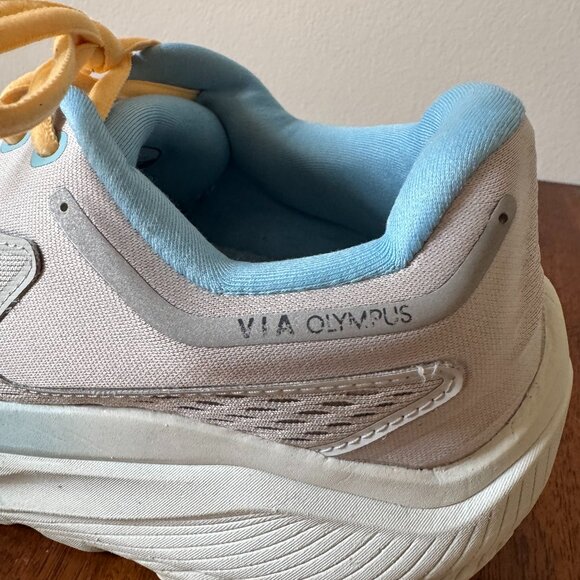 Altra Via Olympus - Picture 7 of 16